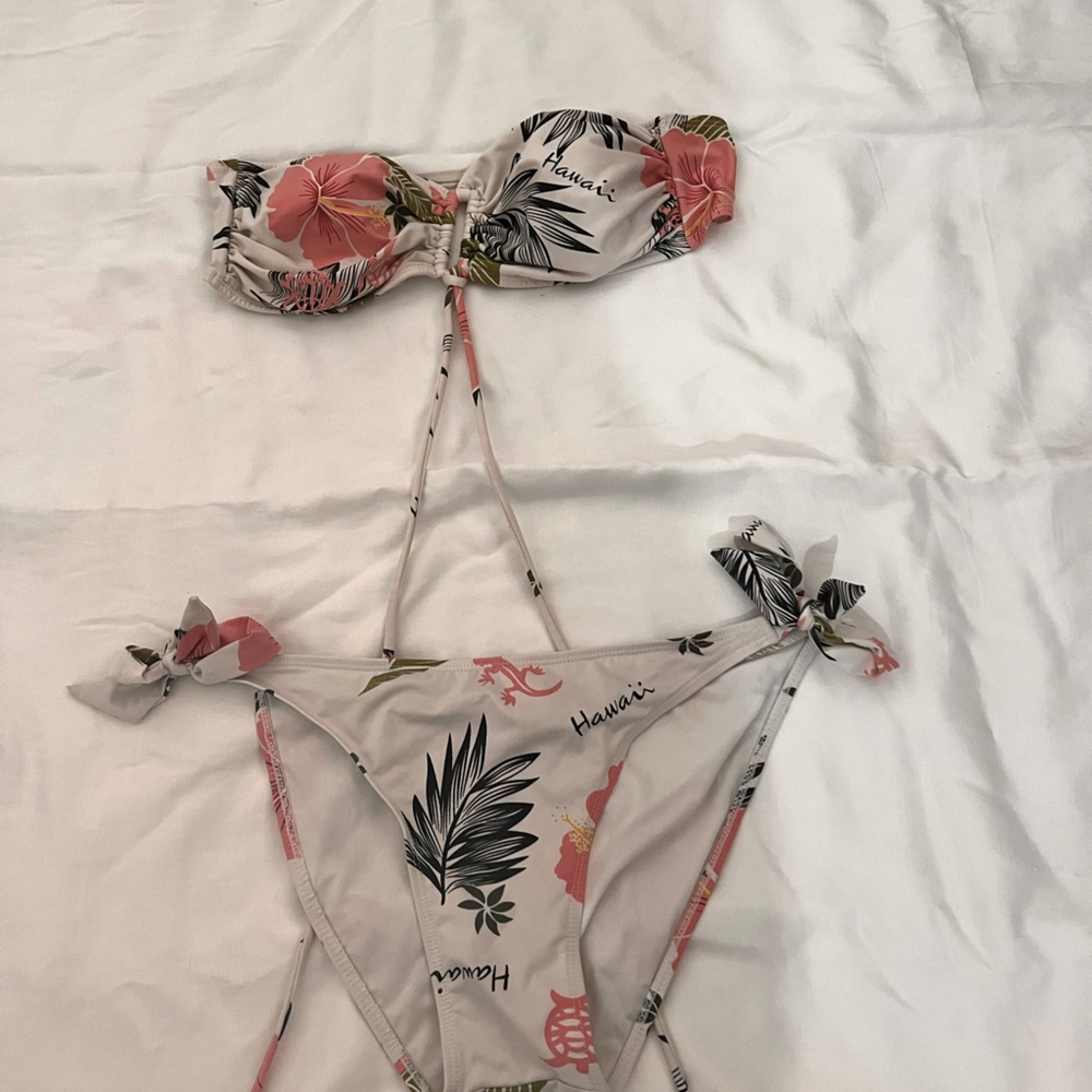 Floral bikini